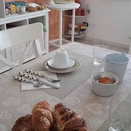 Bed & Breakfast A Casa Di Eleonora