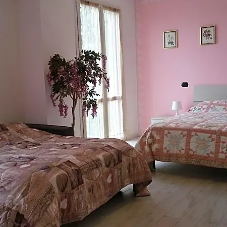 ベッド・アンド・ブレックファスト A Casa Di Eleonora